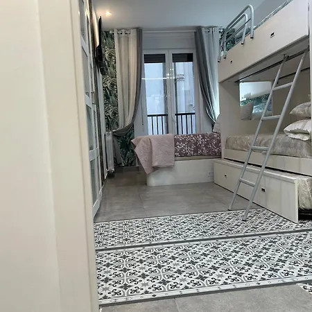 Fabulosa فندق مبيت وإفطار