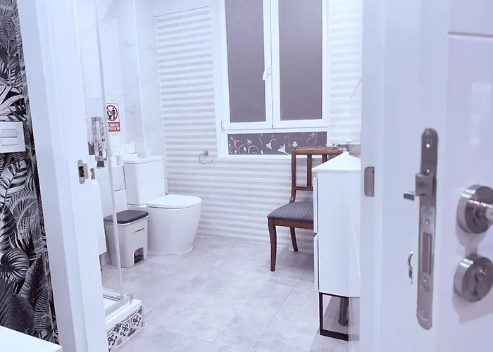 única 3* San Sebastián