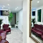 فندق مبيت وإفطار Unica 3*