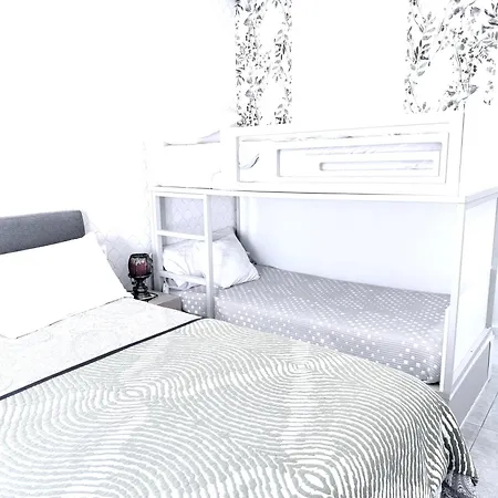 Unica 3* San Sebastian