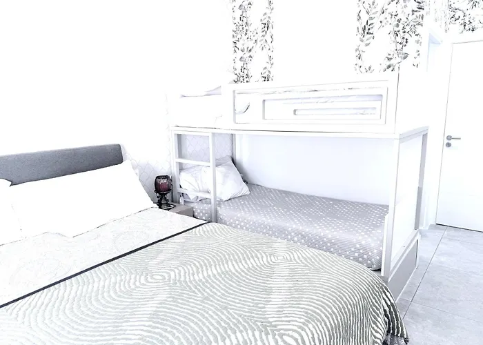 Unica 3* San Sebastian